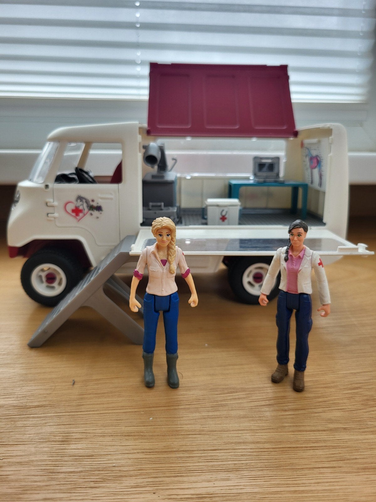 Schleich Paardenkliniek Mobiele Dierenarts Speelset, Ophalen of Verzenden
