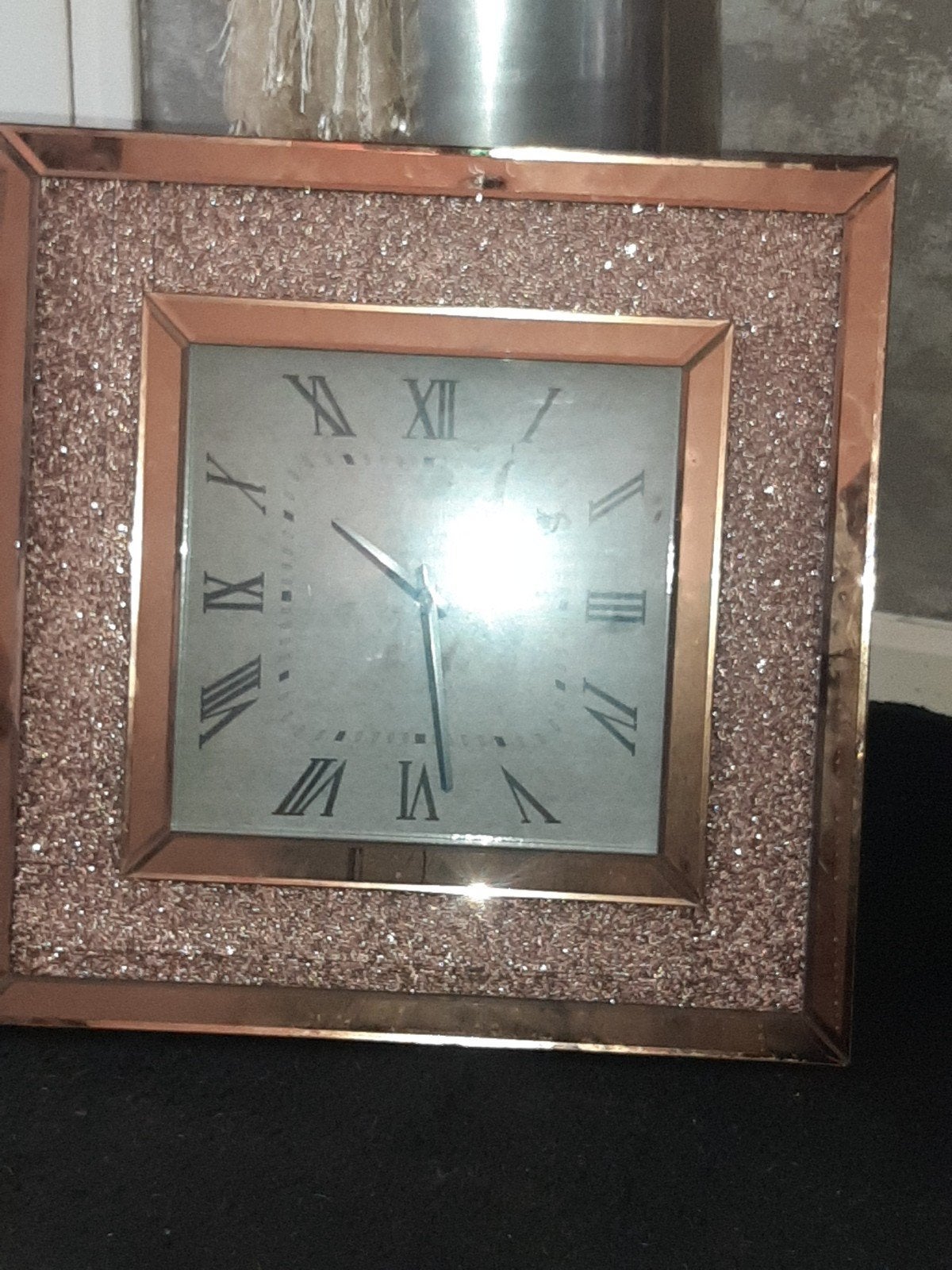 Mooie Eric Kuster Klok! Spiegellijst.0.50x0.50, Goud, Wandklok, Ophalen of Verzenden, Zo goed als nieuw