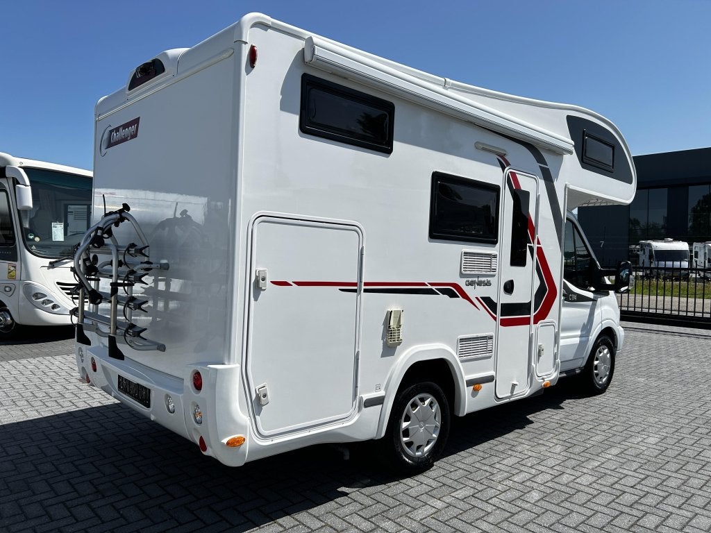 Challenger Genesis 194 dwarsbed/alkoof/6m/2020/170pk/compact, Alkoof, Ford, Bedrijf, Challenger