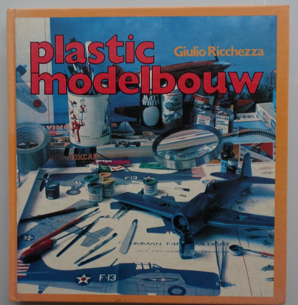 Boek Plastic Modelbouw Tamiya Pocher Monogram Bandai Frog, Gebruikt, Ophalen of Verzenden, Tamiya, Groter dan 1:32
