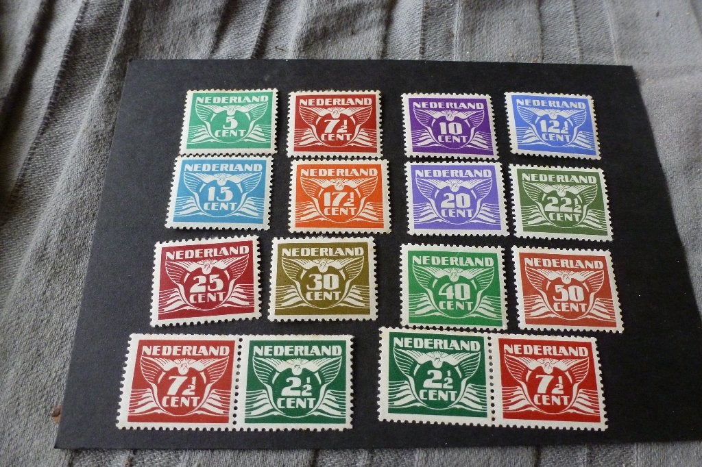 Postzegels -13x vliegende duif compleet 1941 NVPH 379-391, Postzegels en Munten, Postzegels | Nederland, Ophalen of Verzenden