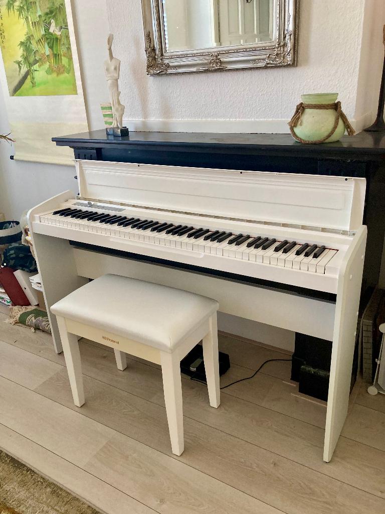 KORG LP-180 White - digitale piano + stoel, Ophalen, Wit, Digitaal, Zo goed als nieuw
