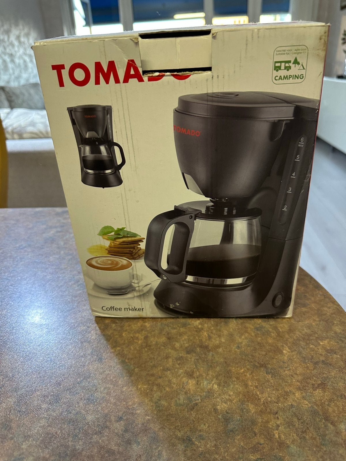 Tomado Koffiezetapparaat - Compact en Handig, Afneembaar waterreservoir, Koffiemachine, Gemalen koffie, Ophalen of Verzenden