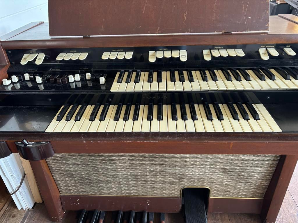 Hammond orgel L-122 - Werkt prima, Ophalen of Verzenden, Gebruikt, 2 klavieren, Hammondorgel