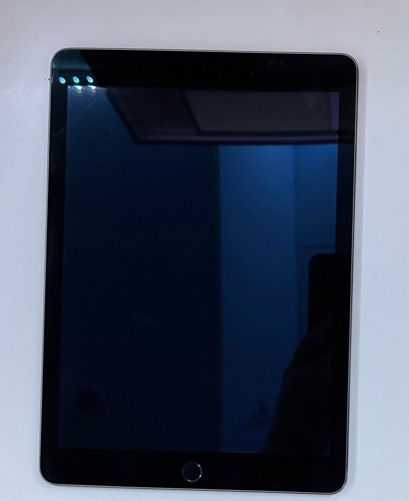 Foto 2 van IPad Air 2 - Zie beschrijving!