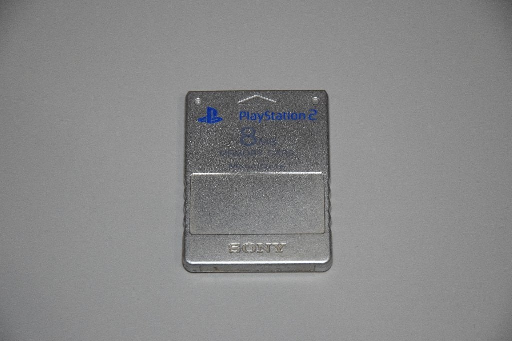 PlayStation 2 (PS2) : Originele Memory Card - Zilver, Avontuur en Actie, Gebruikt, 1 speler, Ophalen of Verzenden