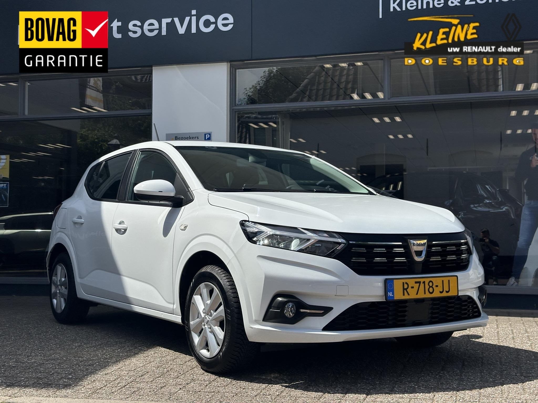 Dacia Sandero 1.0 TCe 90 Comfort | Parkeersensoren achter |, Auto's, Dacia, Voorwielaandrijving, Dealer onderhouden, Stof, Euro 6