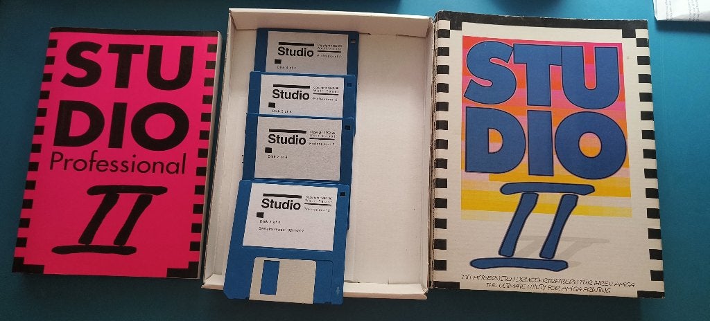 Studio II voor Amiga, Ophalen of Verzenden