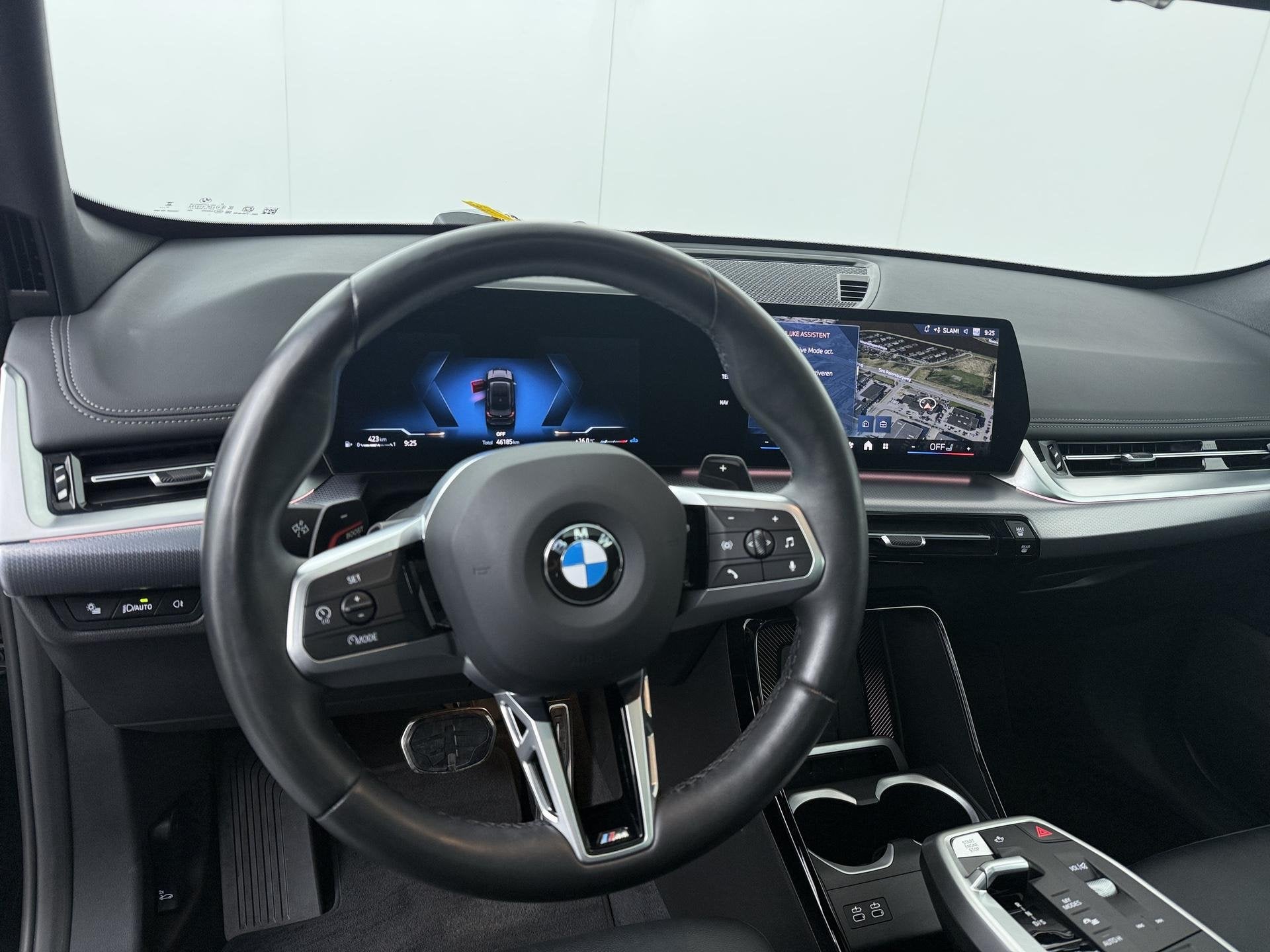 BMW X1 xDrive23i | Trekhaak | Panoramadak | Driving Assistan, 1998 cc, Gebruikt, 4 cilinders, Zwart