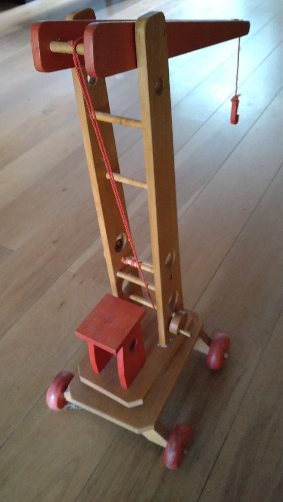 Vintage houten kraanwagen, Kinderen en Baby's, Ophalen, Gebruikt, Overige typen