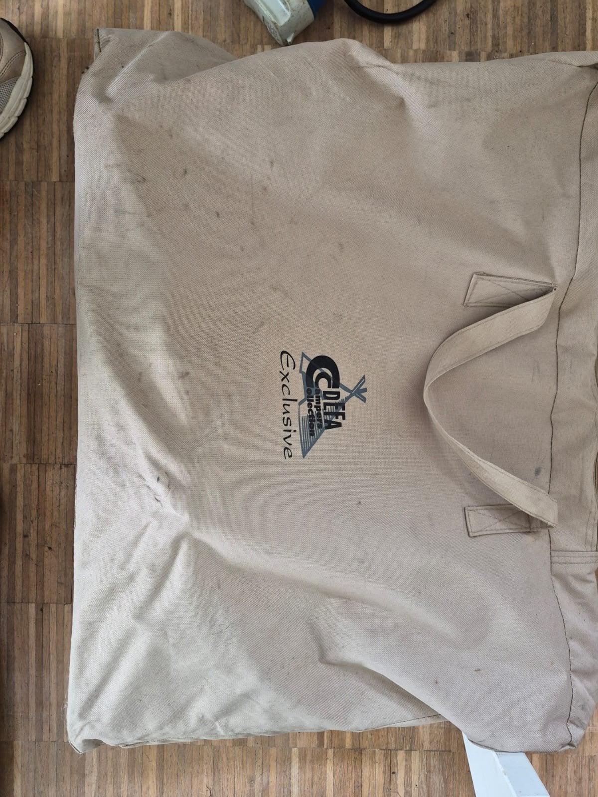 Defa campingkast exclusive (zandkleur/beige), Caravans en Kamperen, Ophalen of Verzenden, Gebruikt