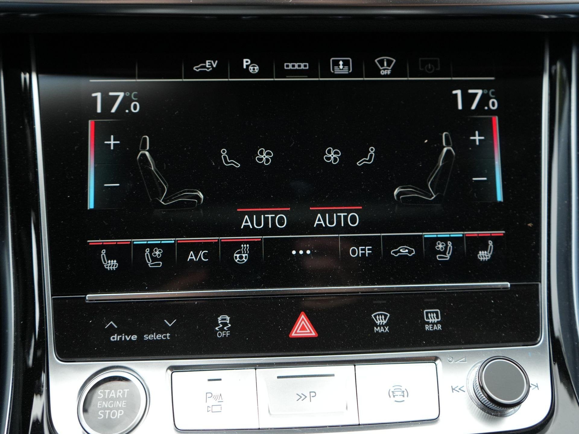 Foto 11 van Audi A8 S-Line 60 TFSI e 462 PK QUATTRO | Vierwielbesturing