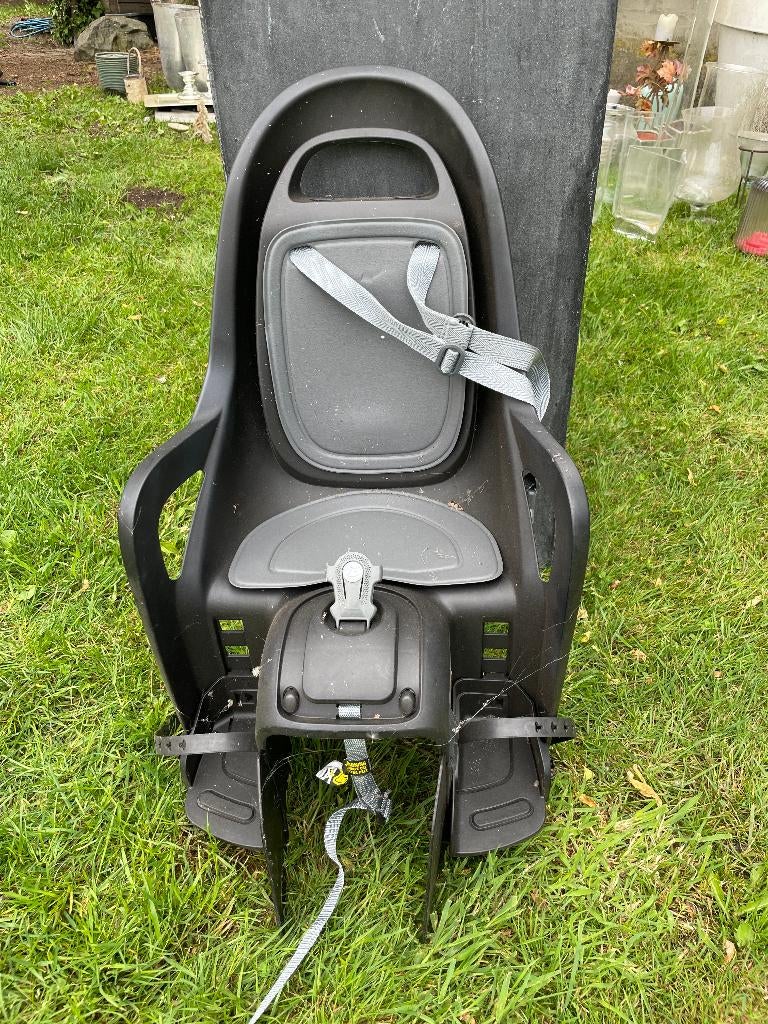 fietsstoeltje achterop, zwart merk Polisport, Achterzitje, 9 t/m 18 kg, Gebruikt, Voetsteuntjes