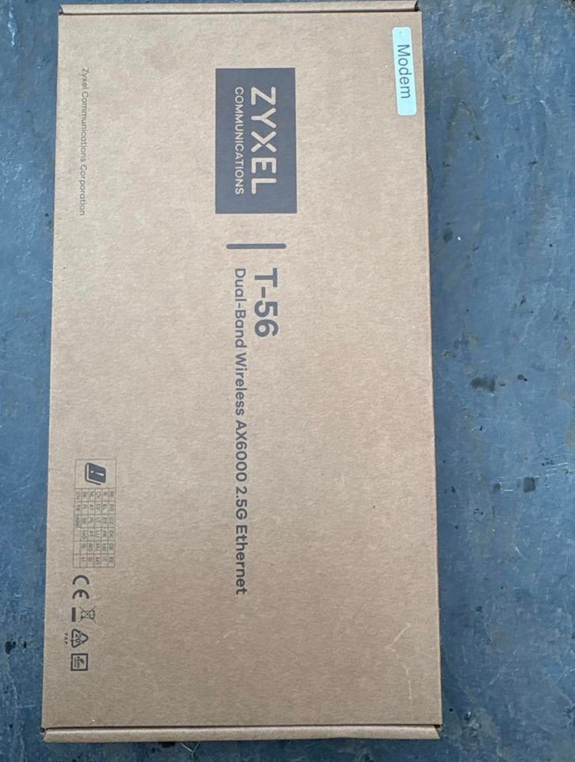 Nieuwe Zyxel T-56 WiFi 6 Router (Odido) - Glasvezel Geschikt, Ophalen of Verzenden, Zo goed als nieuw