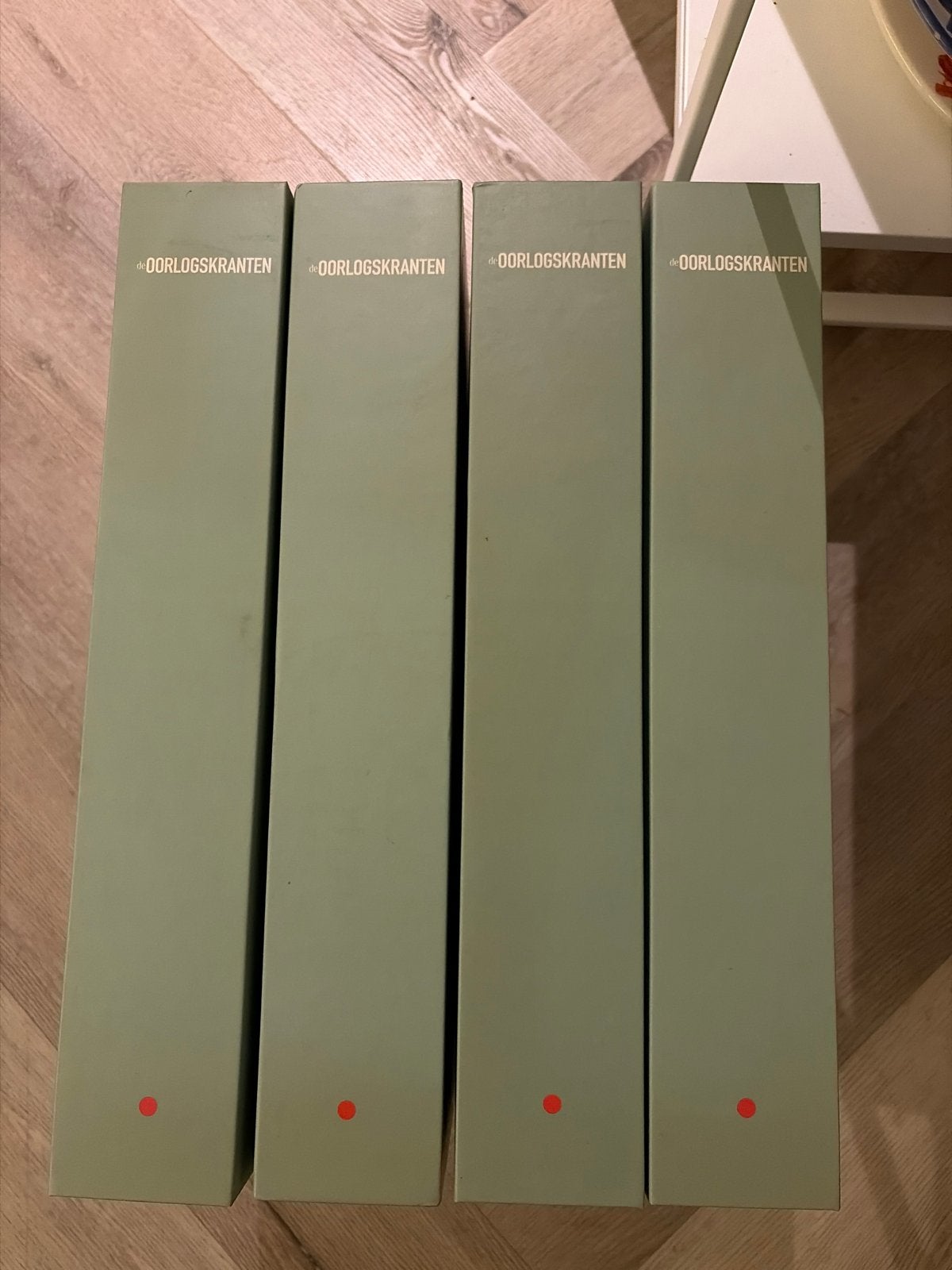 De Oorlogskranten -  4 banden met 52 kranten in totaal, Boeken, Ophalen, Tweede Wereldoorlog, Zo goed als nieuw, Algemeen