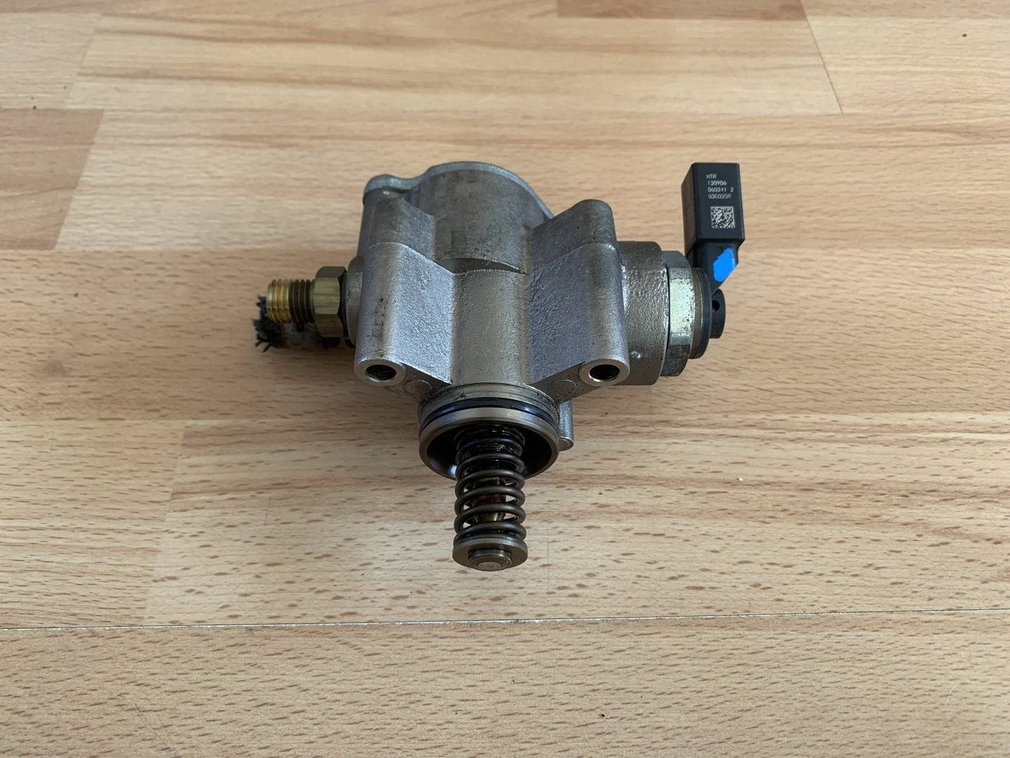 hogedrukpomp VAG 1.6 FSI 03C127025R vw golf touran audi A3, Auto-onderdelen, Brandstofsystemen, Gebruikt, -, -, Ophalen of Verzenden