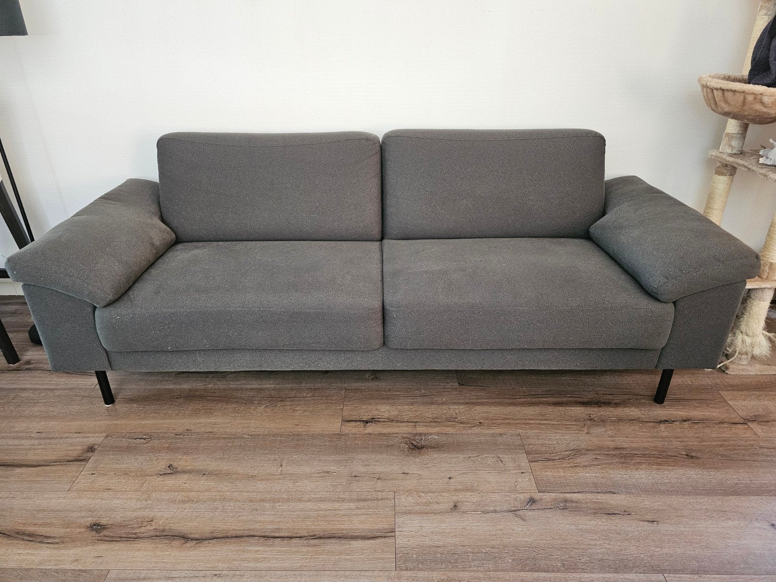 Grijze bank, Ophalen, Gebruikt, Driepersoons, 75 tot 100 cm
