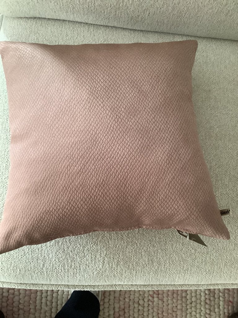 Claudi kussen Groovy in soft pink roze 45x45 cm., Huis en Inrichting, Ophalen of Verzenden, Nieuw, Roze, Vierkant