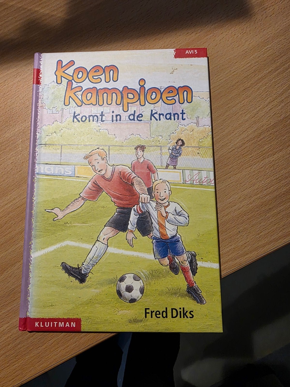 Koen Kampioen komt in de krant - AVI 5, Ophalen, Zo goed als nieuw, Fred Diks, Fictie algemeen