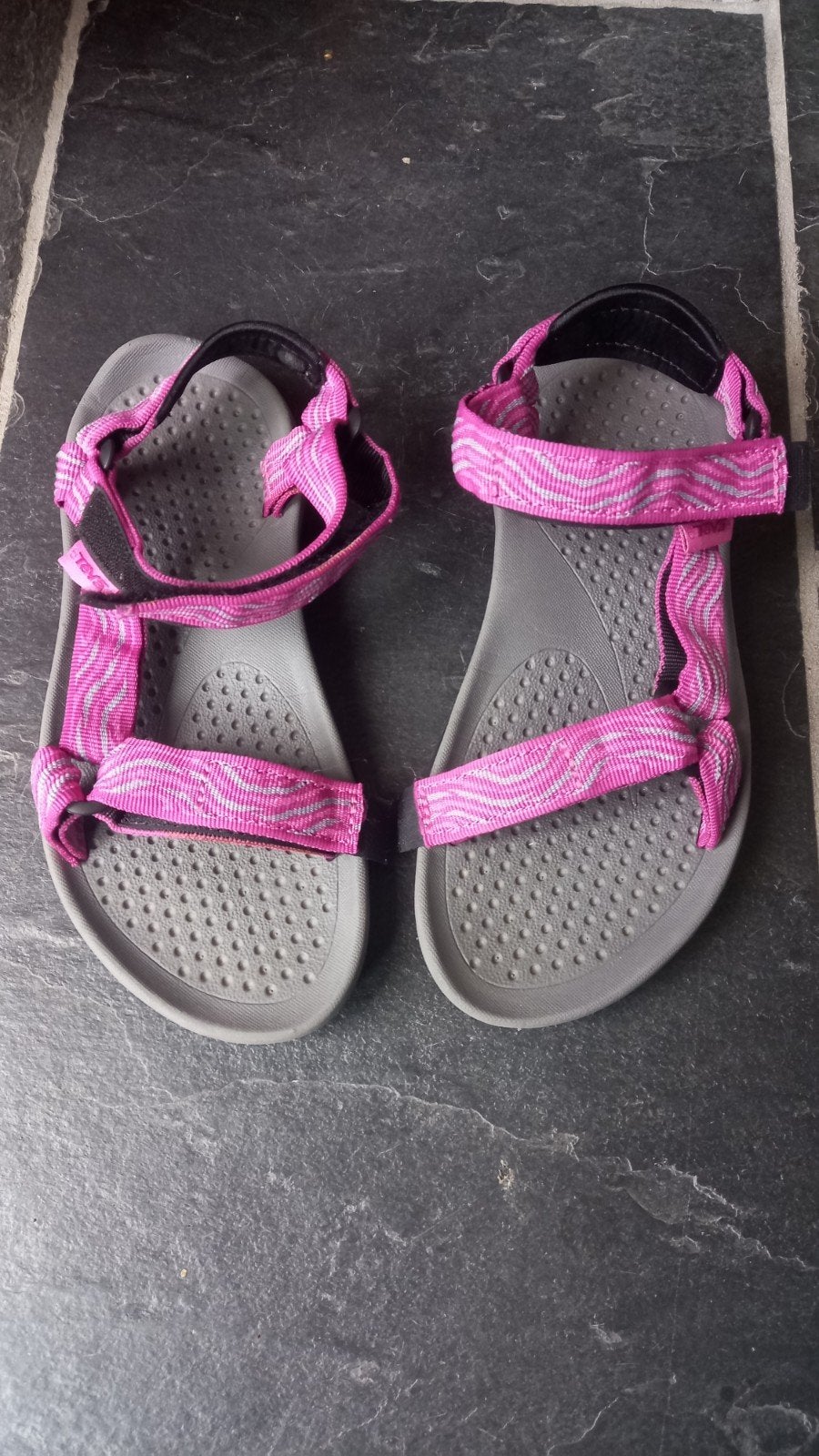 Nieuwe Teva Sandaal mt 37, Nieuw, Roze, Teva, Sandalen of Muiltjes