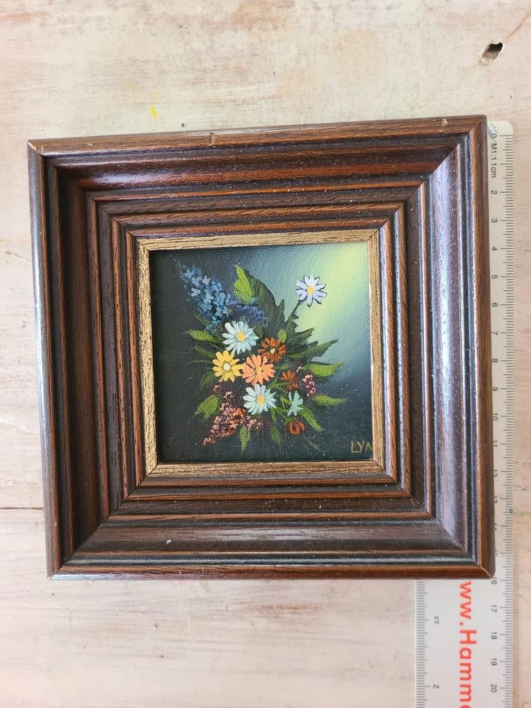 Vintage Miniatuur Bloemenschilderij - Gesigneerd 'LYN', Antiek en Kunst, Ophalen of Verzenden