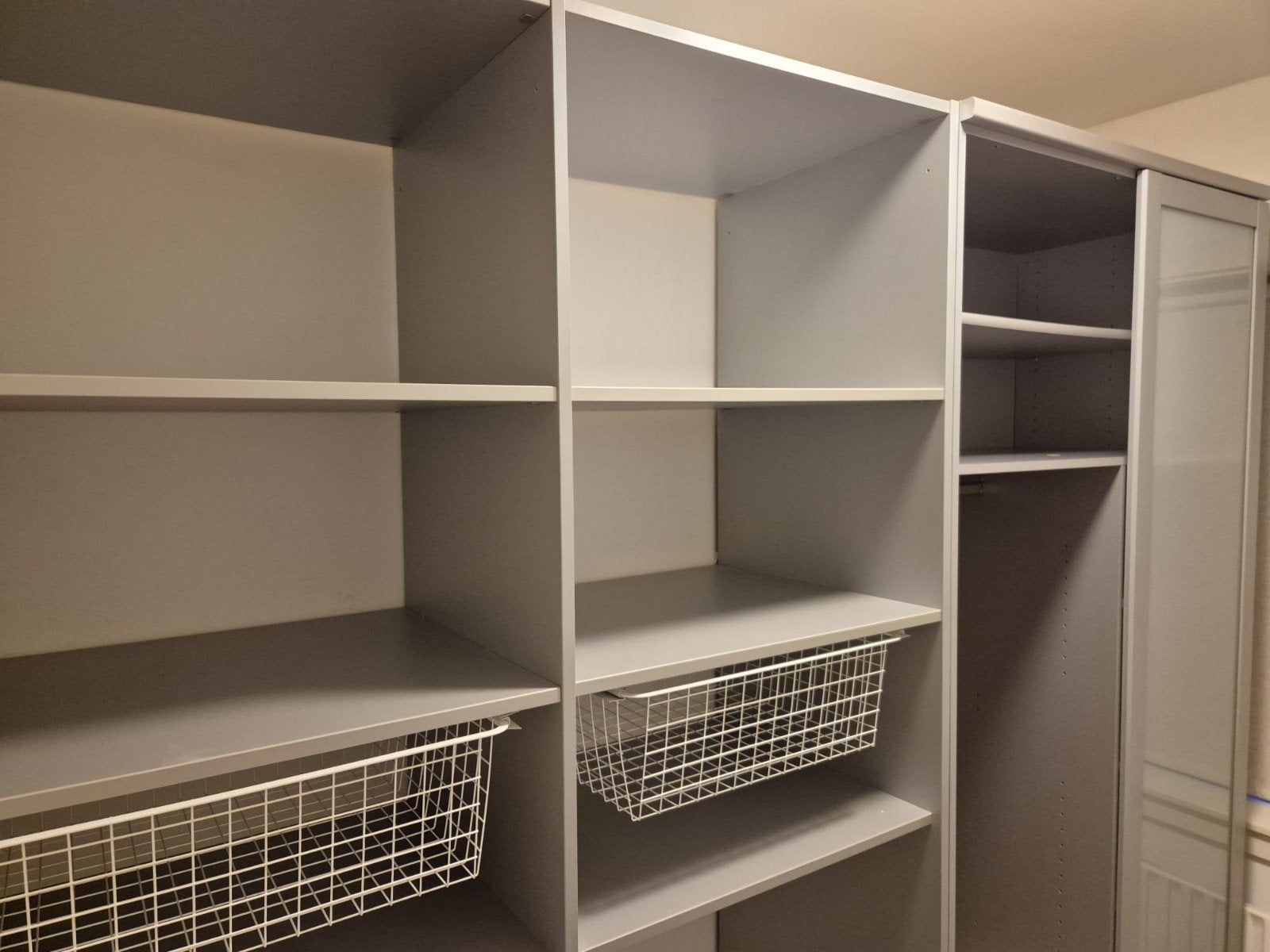 GRATIS AFHALEN: Grijze kledingkast Pax, Huis en Inrichting, Met deur(en), Gebruikt, 200 cm of meer, 200 cm of meer