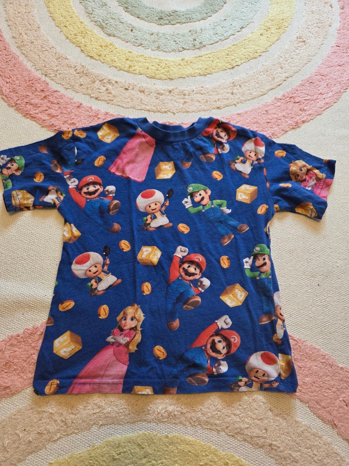 Super mario shirt h&m maat 110-116 klein beetje pillig op s, Gebruikt, H&M, Ophalen of Verzenden, Shirt of Longsleeve