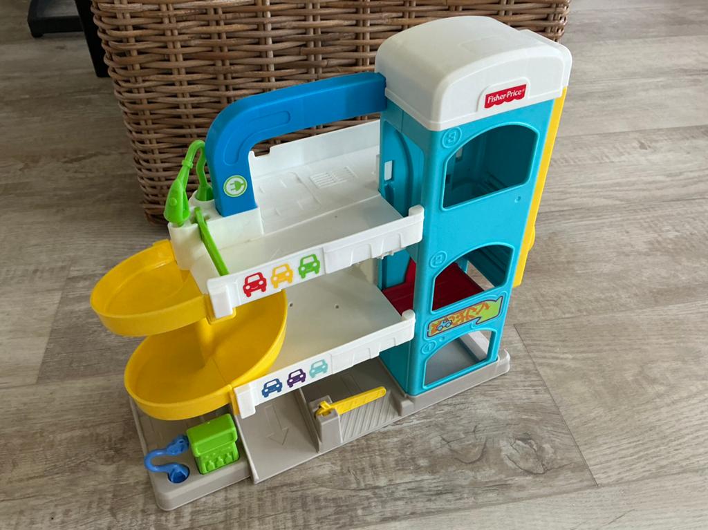 Fisher Price garage, Ophalen of Verzenden, Zo goed als nieuw, Speelset