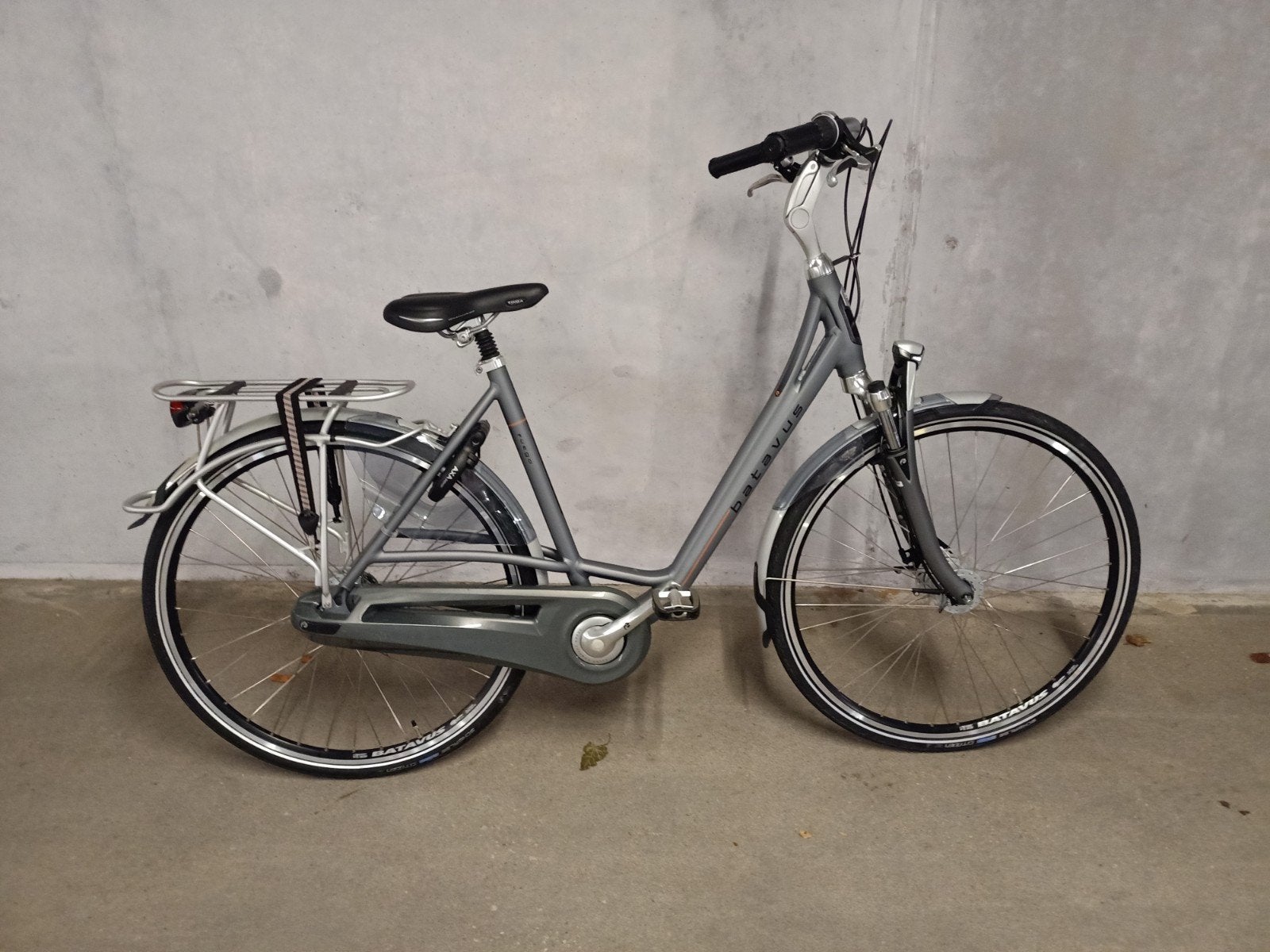 Batavus Fuego Damesfiets - Zo goed als nieuw, Ophalen, 53 tot 56 cm, Velgrem, (Extra) lage instap