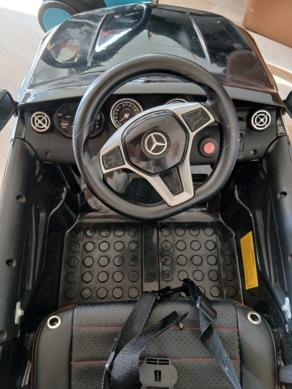 Elektrische kinderauto Mercedes-Benz, Ophalen, Gebruikt