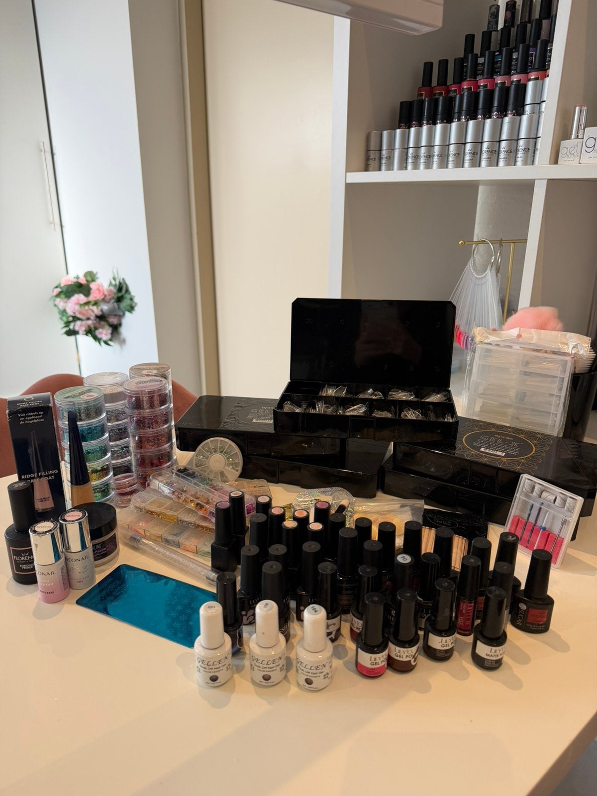 Nagelspullen - nagelstudio, Ophalen of Verzenden, Zo goed als nieuw, Overige kleuren, Handen en Nagels