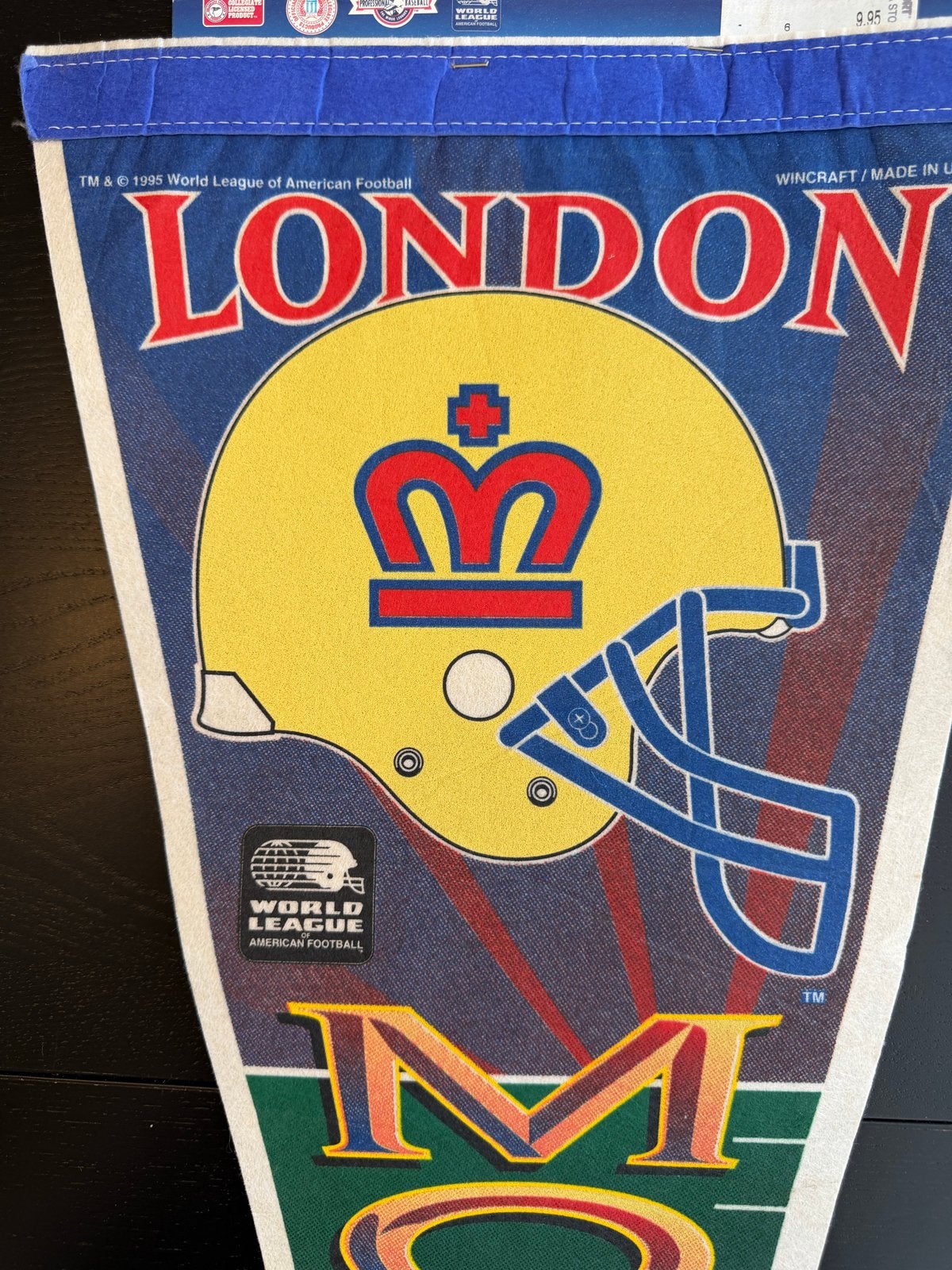 London Monarchs Vaantje - Wincraft World League 1995, Ophalen of Verzenden, Nieuw, Overige sporten, Vaantje of Sjaal