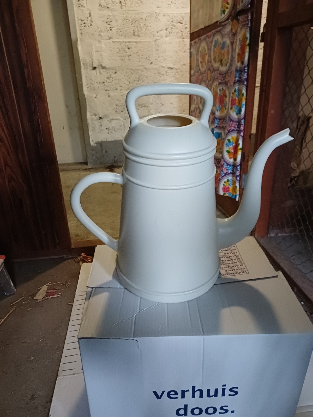 Grote decoratieve gieter - Crème wit, Tuin en Terras, Ophalen, Gebruikt, Kunststof