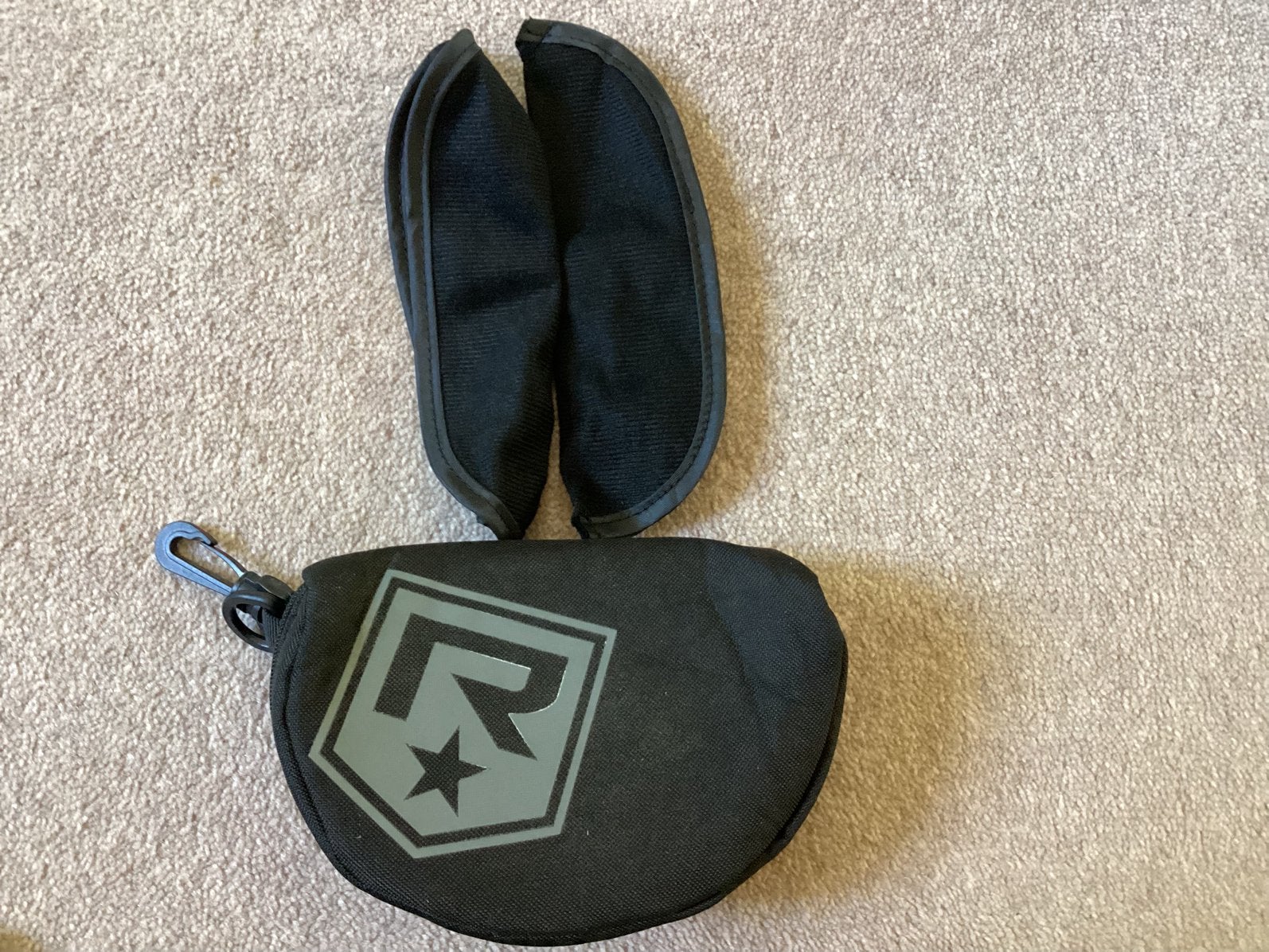 Revision, tasje voor 3 brillen, Verzamelen, Militaria | Algemeen, Ophalen of Verzenden, Landmacht, Nederland, Overige typen