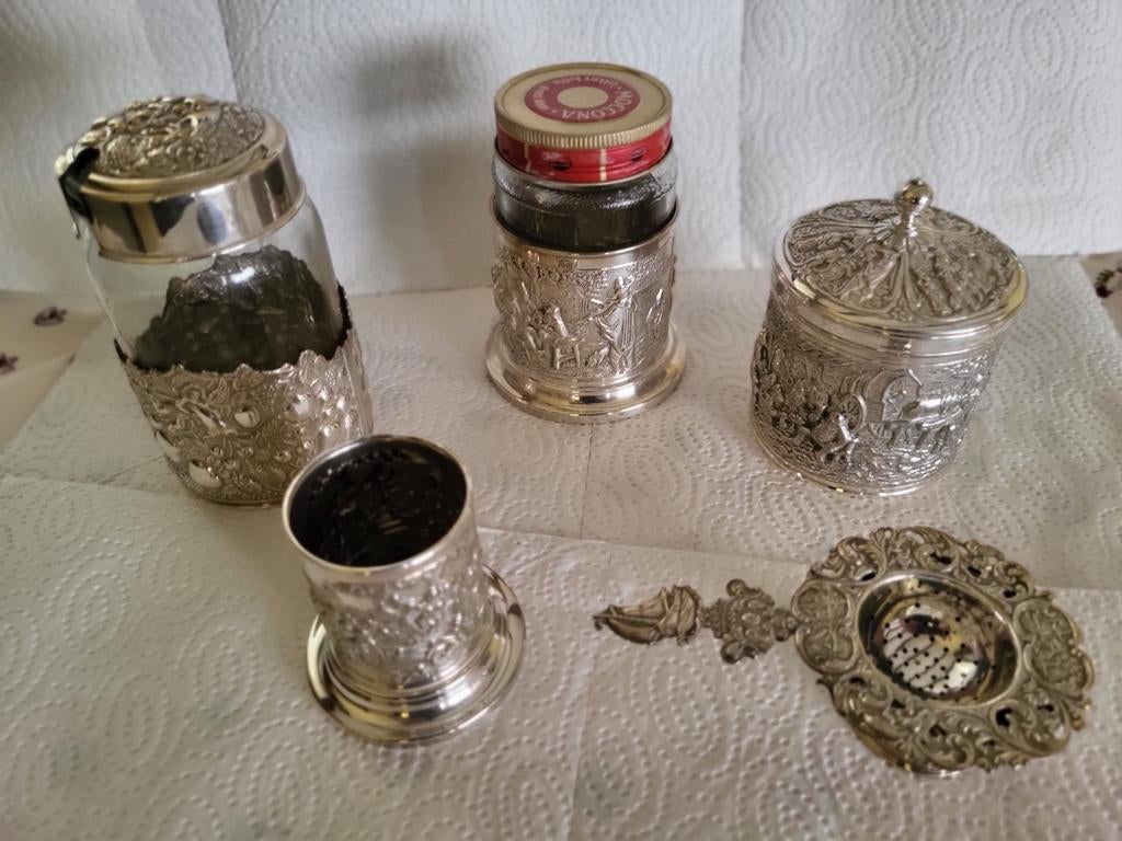 Douwe Egberts  Koffie- en Theebusjes Set, Antiek en Kunst, Ophalen, Zilver