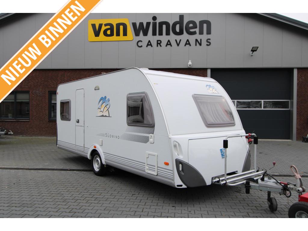 Knaus Sudwind 500 FU Mover-Voortent-Fransbed, Rondzit, Bedrijf, Overige typen, 5 tot 6 meter