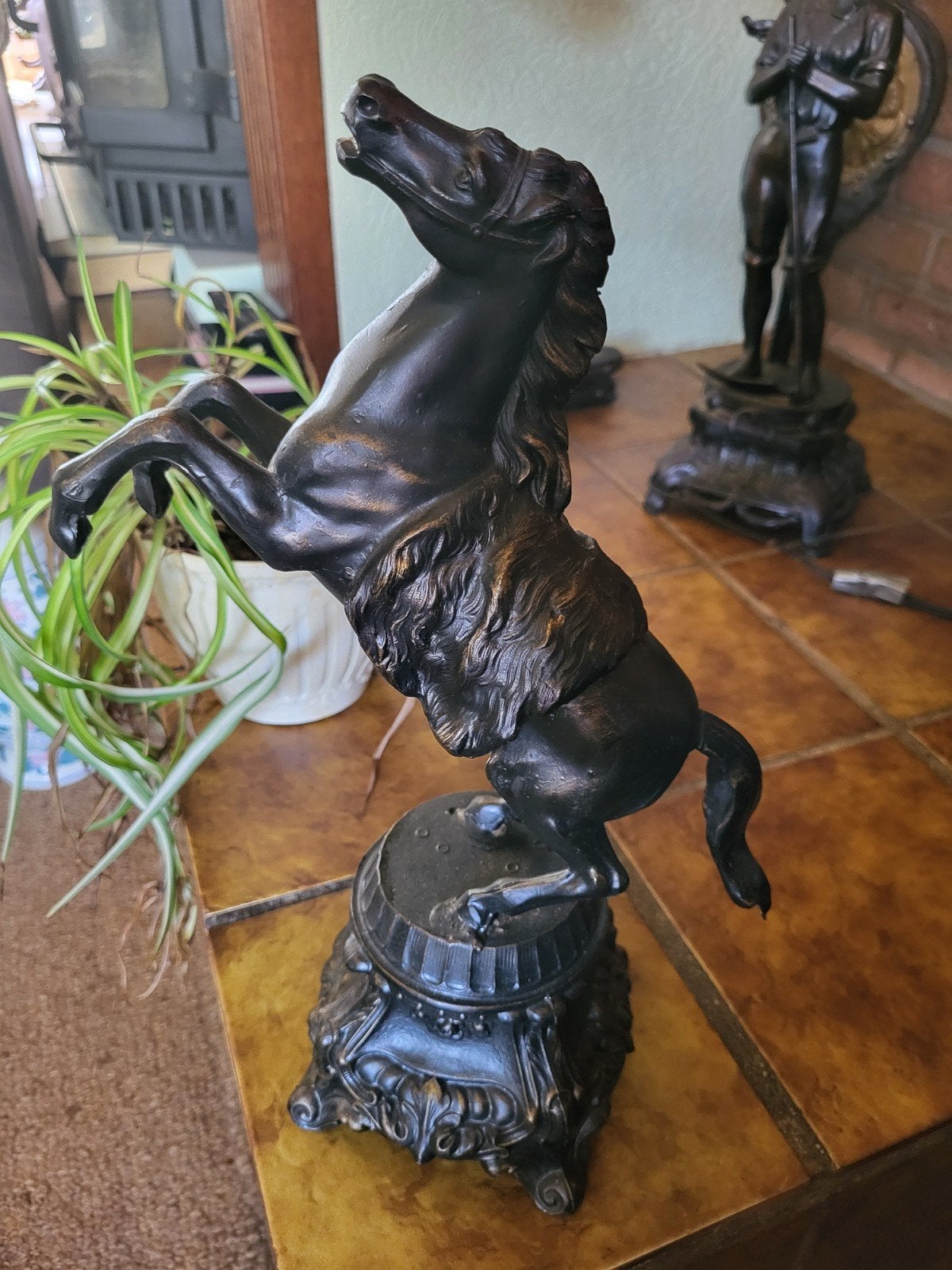 Prachtig bronzen paard op sokkel - Bronskleurig beeld, Ophalen of Verzenden
