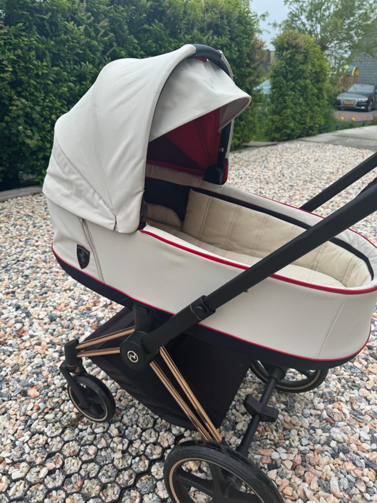 Cybex Priam Reiswieg Ferrari Limited Edition, Kinderen en Baby's, Kinderwagens en Combinaties, Zo goed als nieuw, Kinderwagen