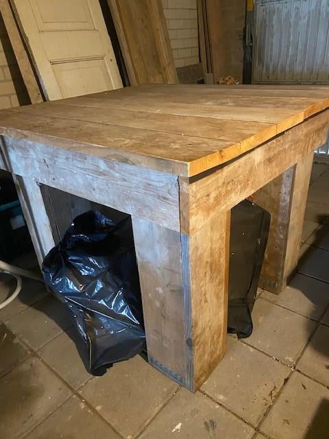 hoge tafel, bartafel of in winkel, Ophalen, Gebruikt
