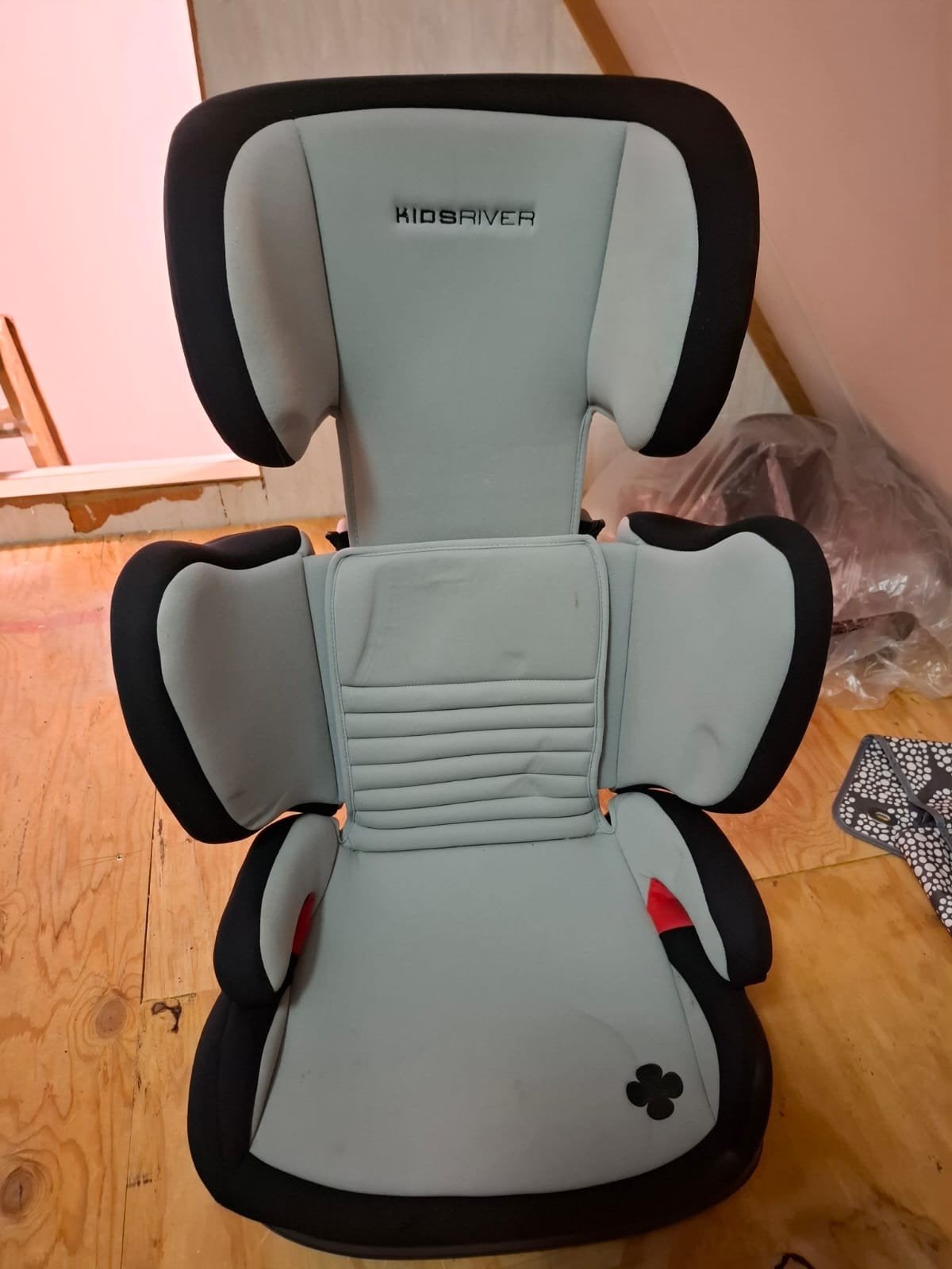 Kidsriver autostoel - grijs/zwart, Kinderen en Baby's, Overige merken, 15 t/m 36 kg, Ophalen of Verzenden, Gebruikt