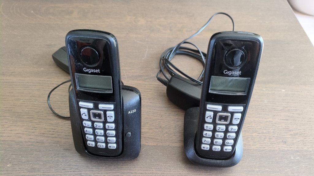 Gigaset A220 Dect telefoons, Ophalen of Verzenden, Gebruikt, 2 handsets, Stralingsarm