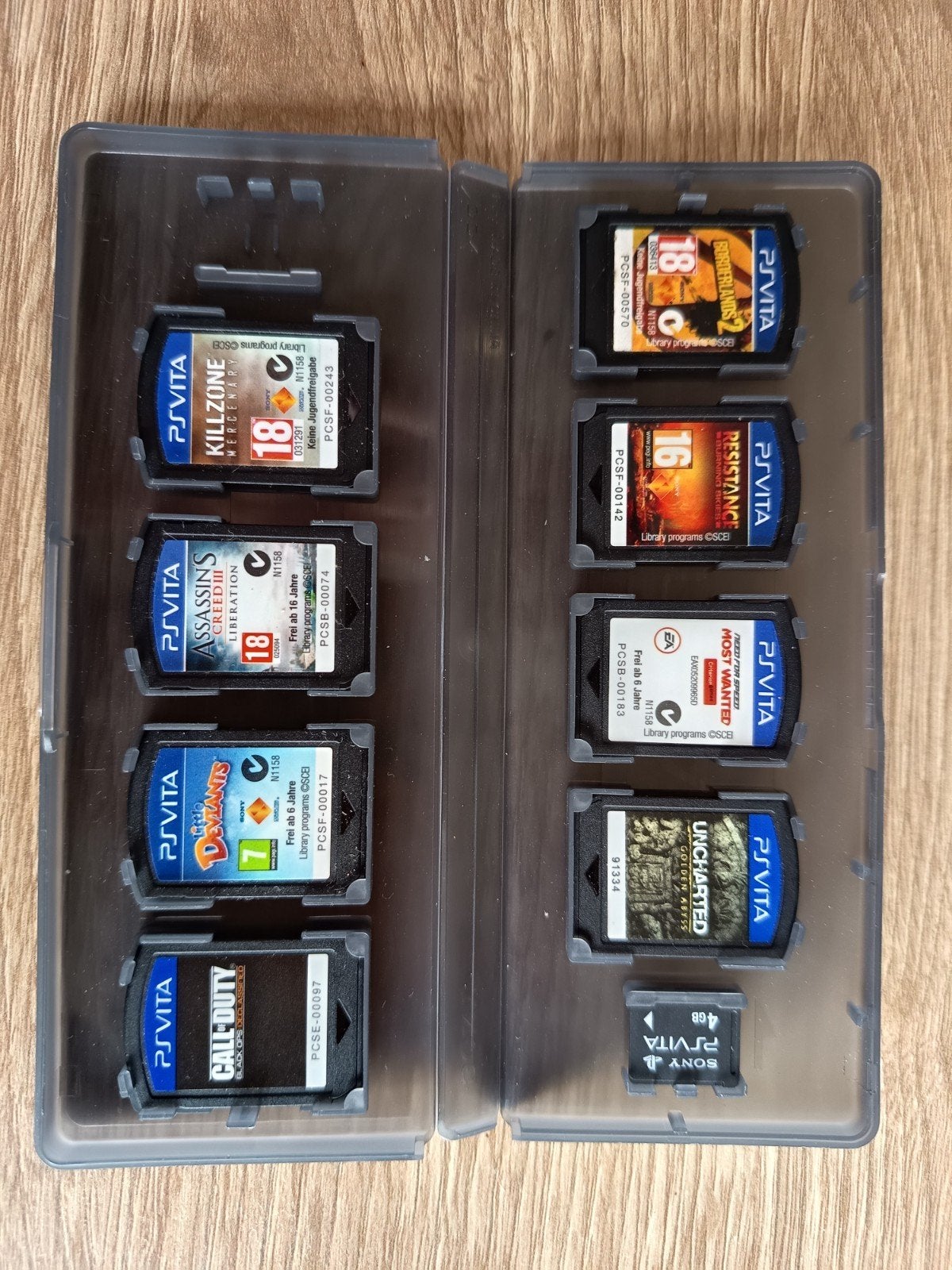 PS Vita games + 4GB memory card - 8 top games!, Ophalen of Verzenden