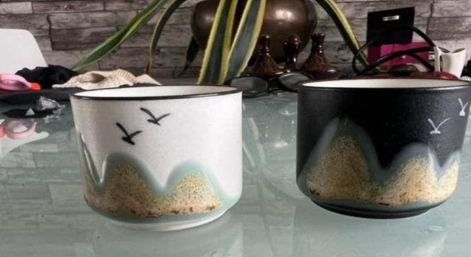 2 kleine  aardewerk bakjes, Ophalen of Verzenden
