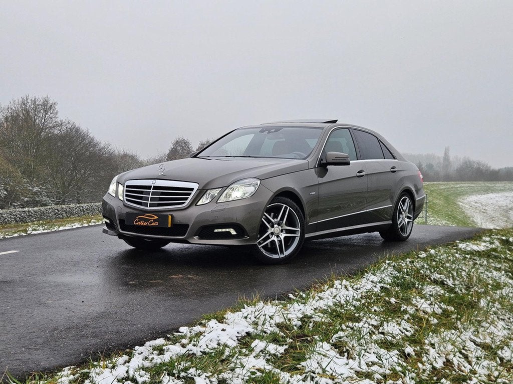 Mercedes-Benz E-klasse 300 CDI Avantgarde | Dealer Onderhoud, Auto's, Mercedes-Benz, Automaat, Euro 5, Achterwielaandrijving, Gebruikt