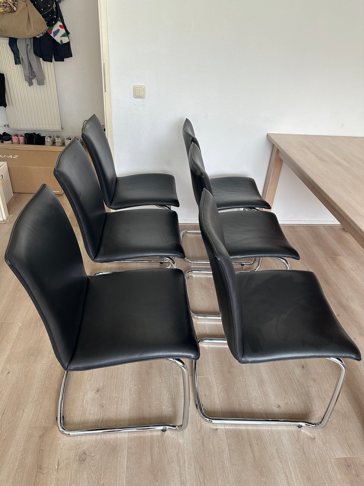 Designer Leolux stoelen van echt leer, Ophalen, Gebruikt, Zwart, Leer