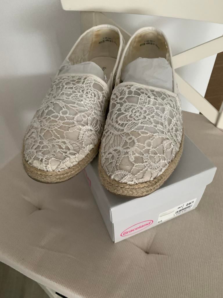 Espadrilles kant maat 42 nieuwstaat, Kleding | Dames, Ophalen of Verzenden, Zo goed als nieuw, Espadrilles of Moccasins