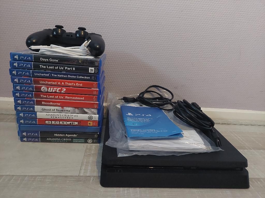 Playstation 4 Slim 500GB + 14 spellen + Controller + Kabels, Ophalen of Verzenden, Zo goed als nieuw, Met 1 controller, Slim