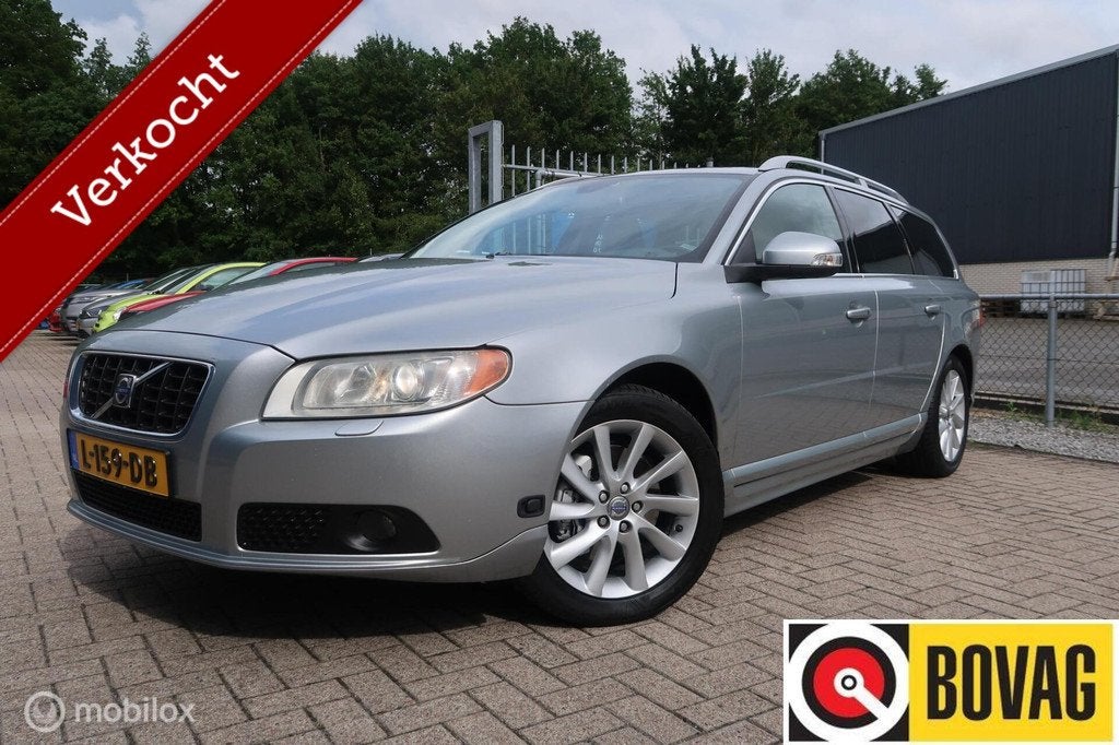 Volvo V70 2.5T Summum, 1574 kg, 2521 cc, Grijs, 93 €/maand