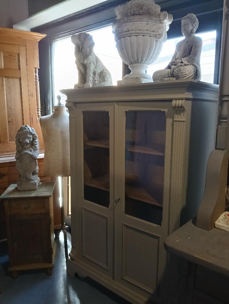 Super gave oude kast., Huis en Inrichting, Kasten | Buffetkasten, Gebruikt, 25 tot 50 cm, Ophalen of Verzenden