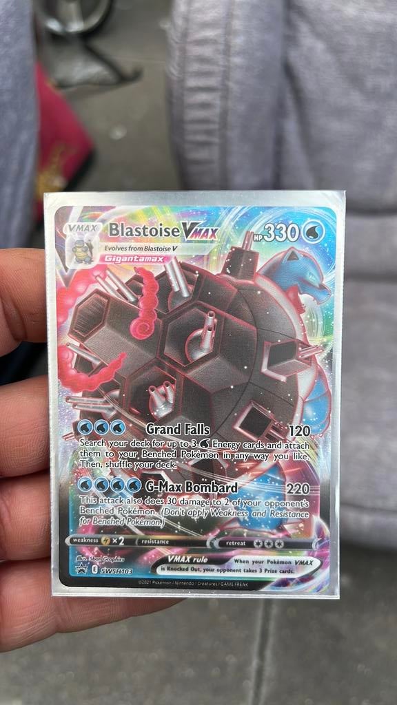 Blastoise Vmax swsh013, Ophalen of Verzenden, Zo goed als nieuw